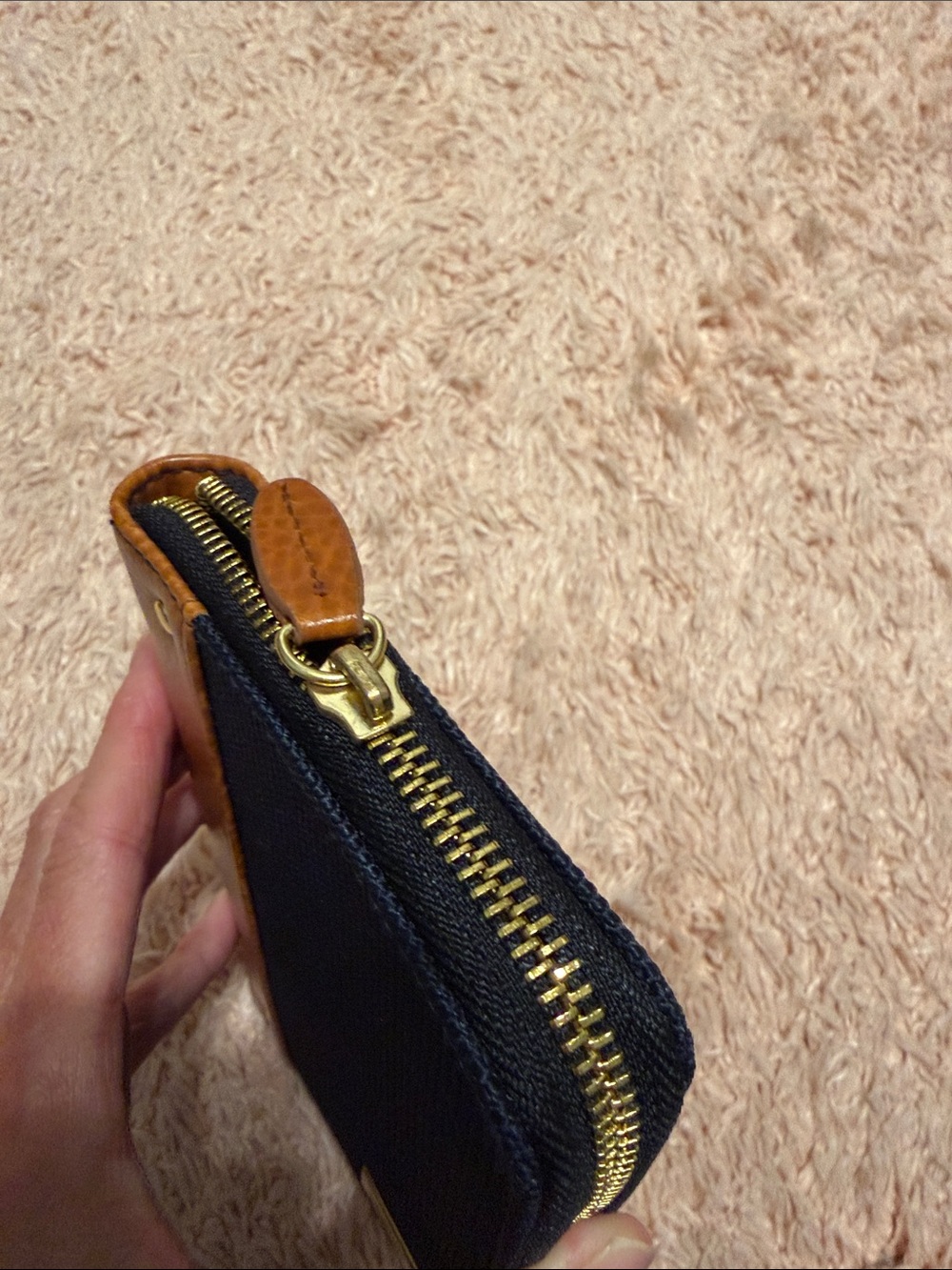 Miche Zip Around Organizer Wallet Denim Blue Cognac Tan Gold Hardware EUC - Picture 3 of 9